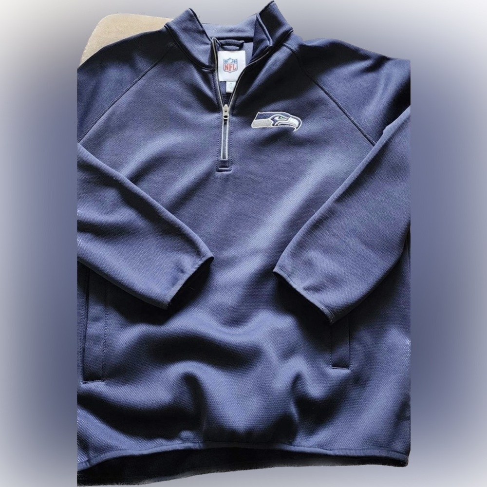 Seahawks NFL Half zip.